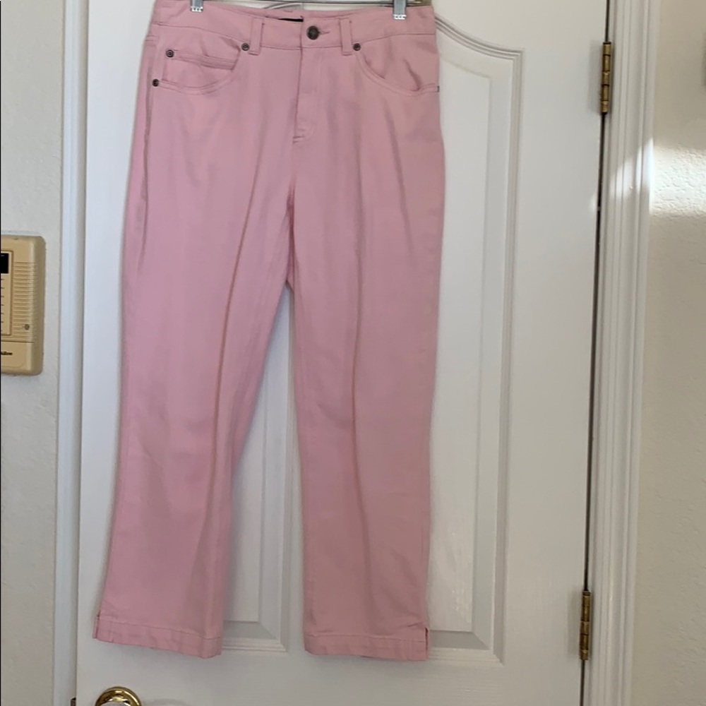 Crazy Horse pink Capri pants size 6 cotton Lycra